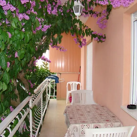 Apartments Zgogo Trogir Exterior foto