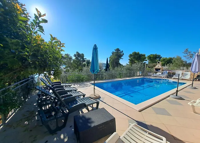 Apartments Zgogo