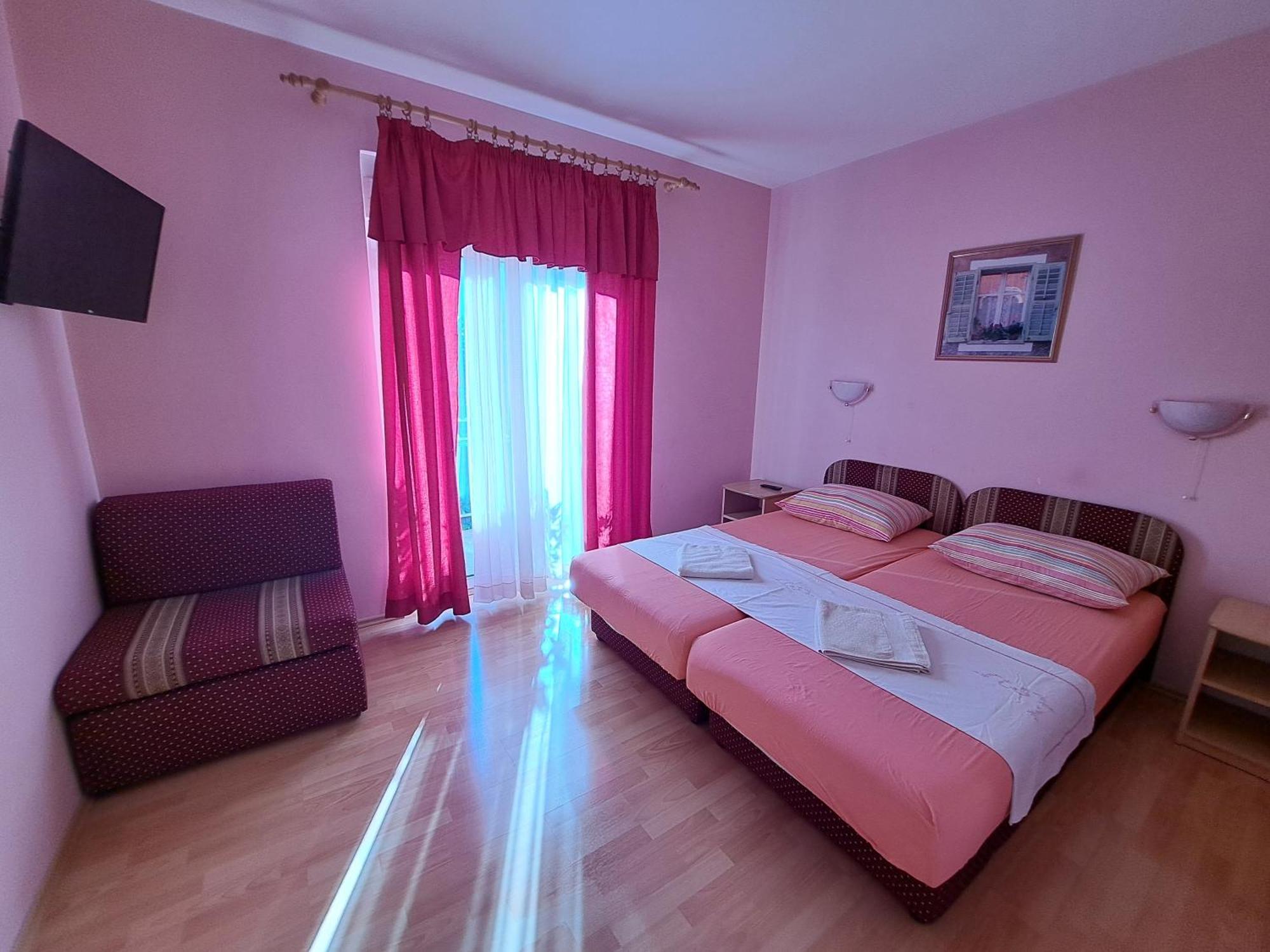 Zgogo Apartment *