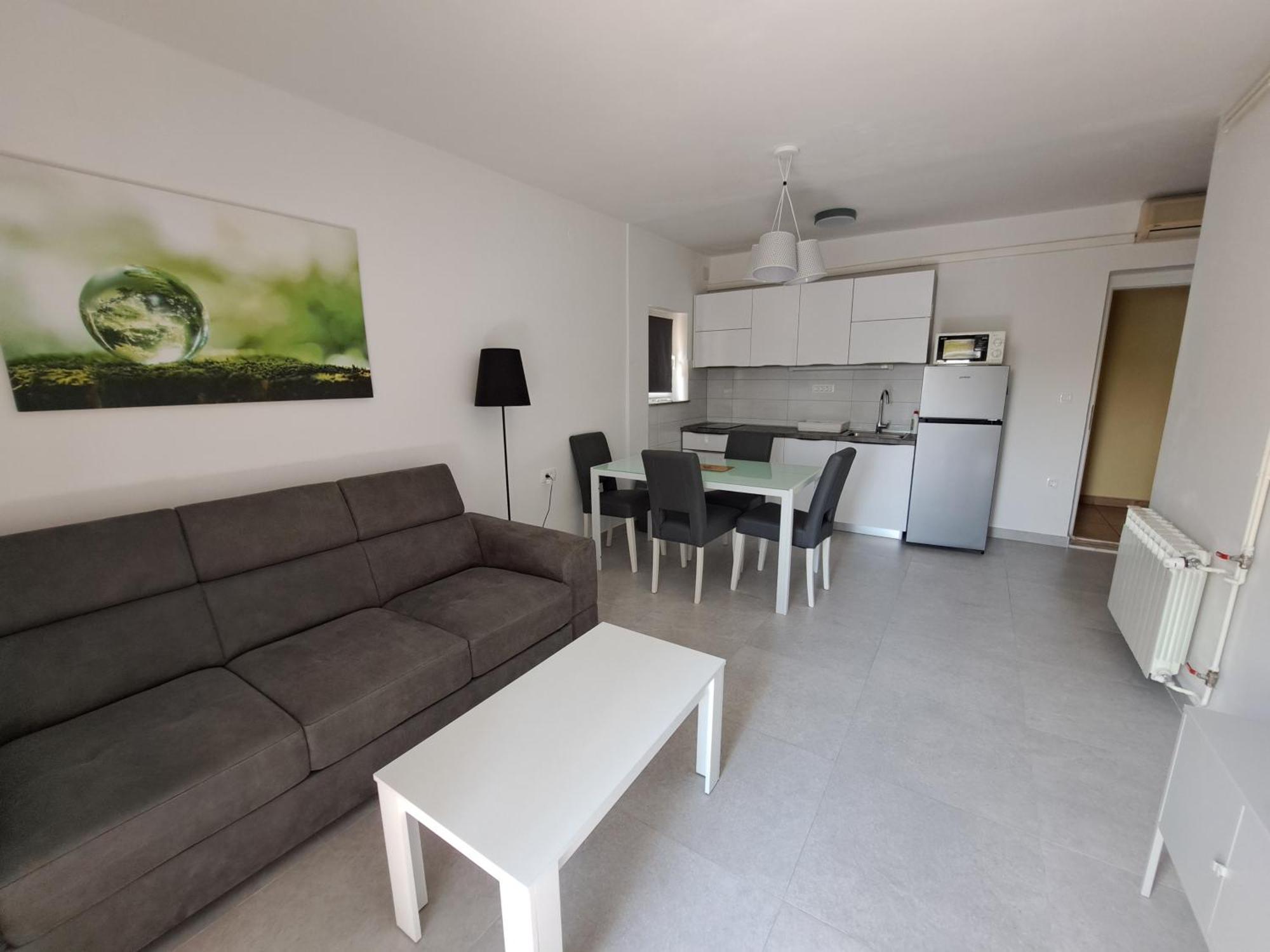 Zgogo Apartment *